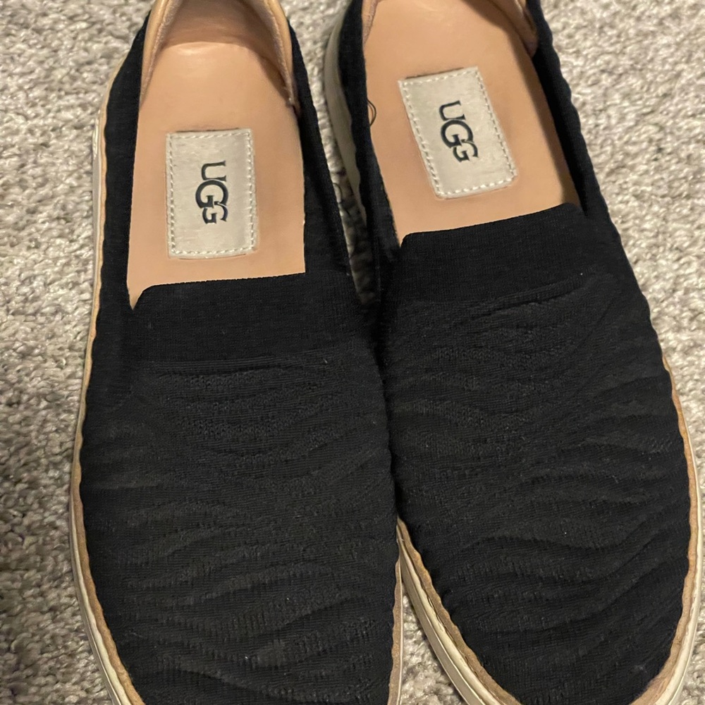 UGG Women's Black Textured Sneakers
